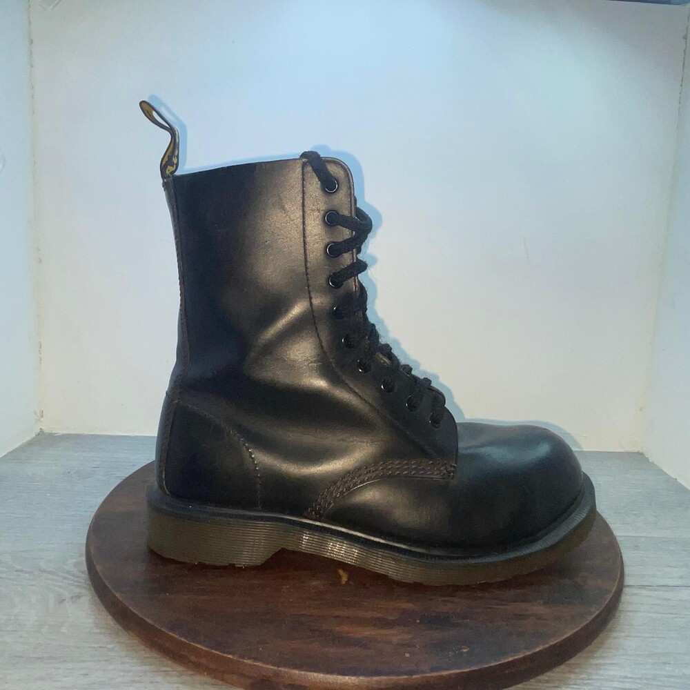 Vtg Dr Doc Martens 133 Women's US 8 Steel Toe 10 Eye Boots England Black Leather